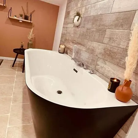 別荘 La Belle Echapee Bessan